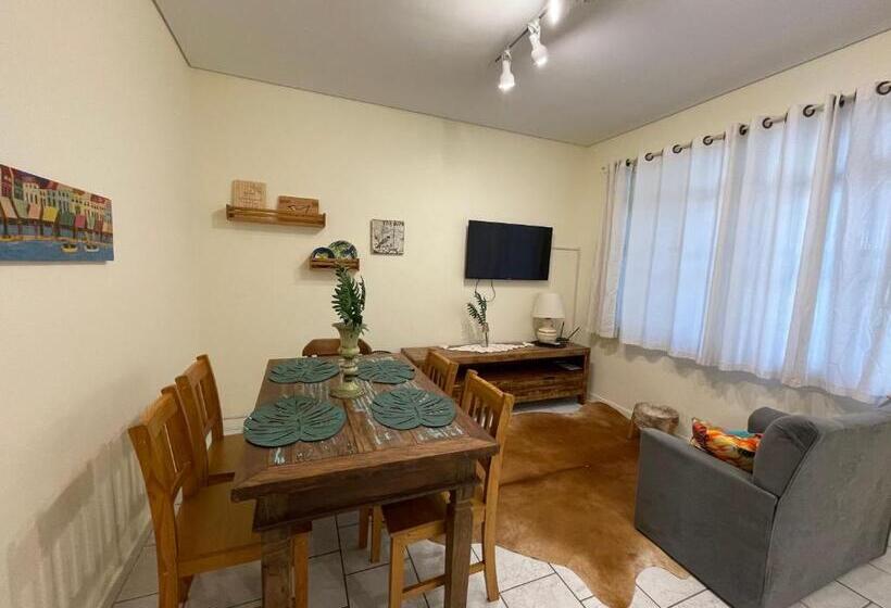 Charmoso Apto De 2 Quartos A 100m Do Mar, Super Central