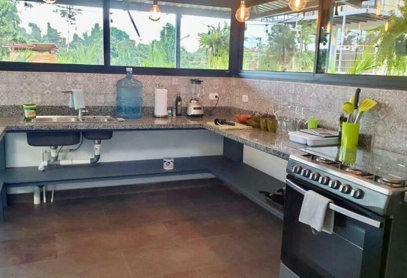 Gatehouse Cabin   Stunning Accommodation With Pool In Drake Bay