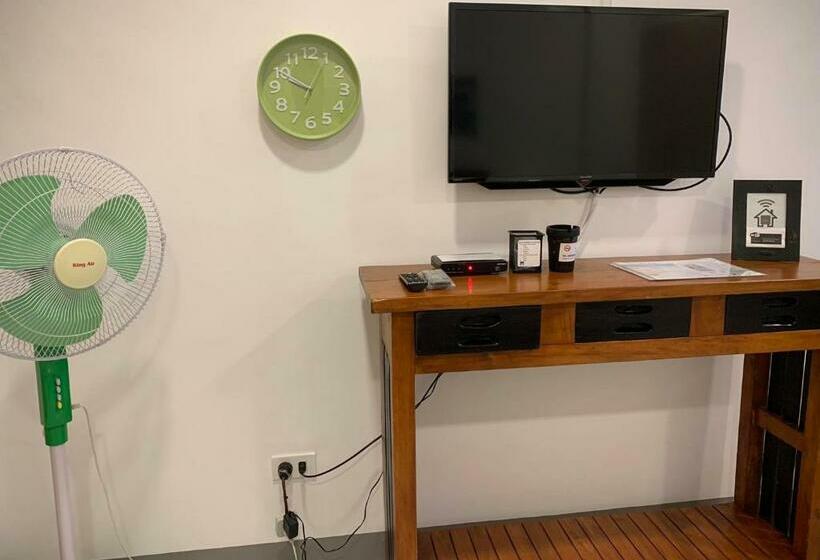 Jora Studio Apartment 1 C