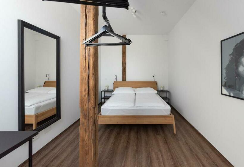 Lunas Appartements In Der Alten Schule Essen