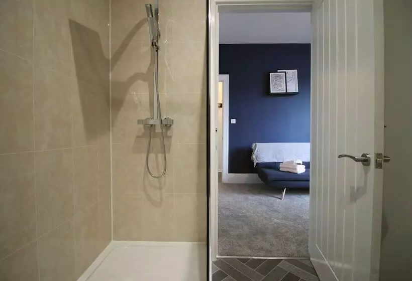 Minster House By Tŷ Sa