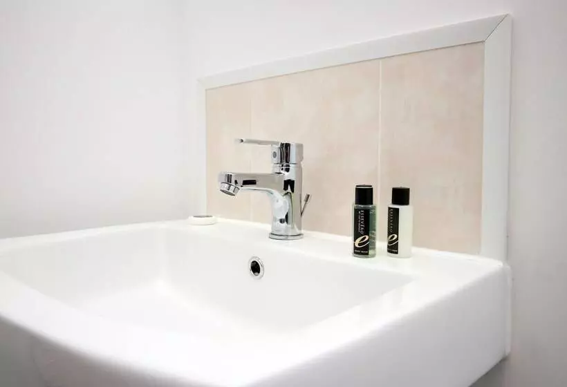 Minster House By Tŷ Sa