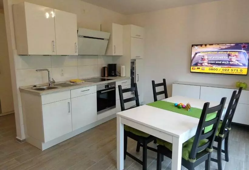 Ostfrieslands Perle Ferienwohnung An Der Nordseeküste, Sauna, Terrasse, Garten, Ruhige Lage, Wlan