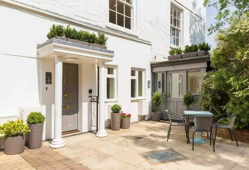 The Old Morgan Period Apartments