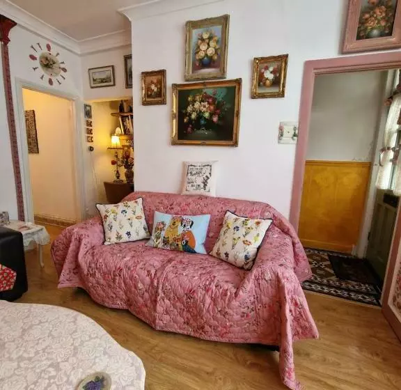 Town Cottage Ground Floor Appartment