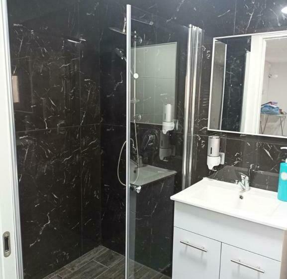 שמילה אירוח 1