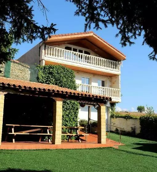 Casa De La Hiedra Soria