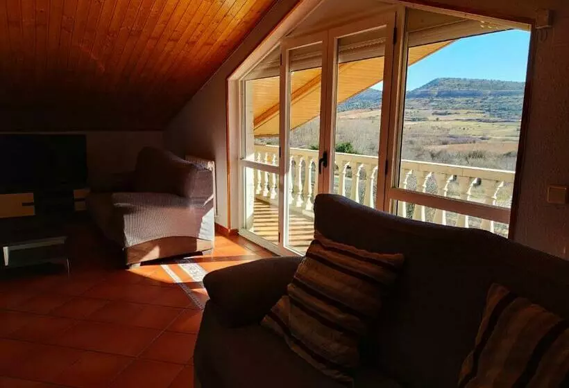 Casa De La Hiedra Soria