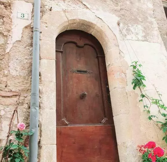 La Galine, Maison De Village Medieval