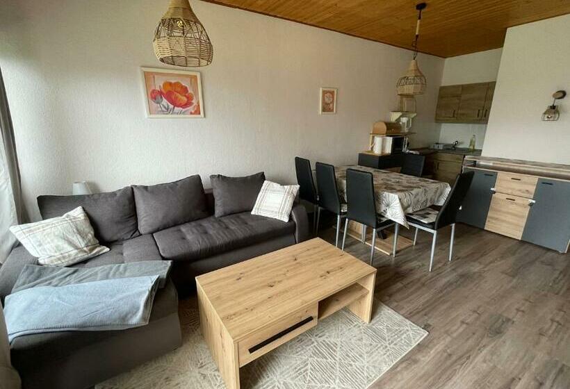 White Rose Apartment In Kulmhof