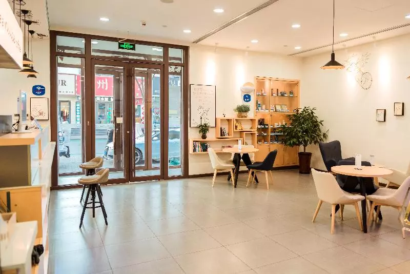 酒店 Hanting Jinan Quancheng Square Chaoshan Street