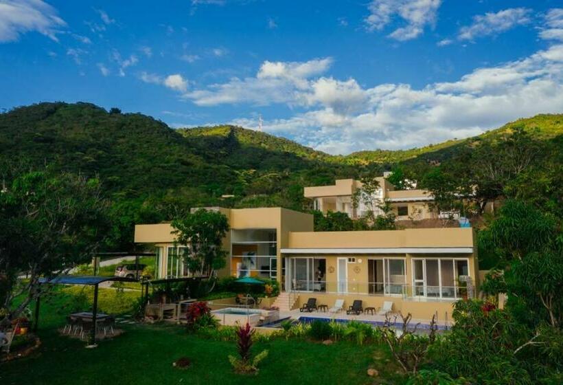 Casa Campestre   Pet Friendly   Green Energy