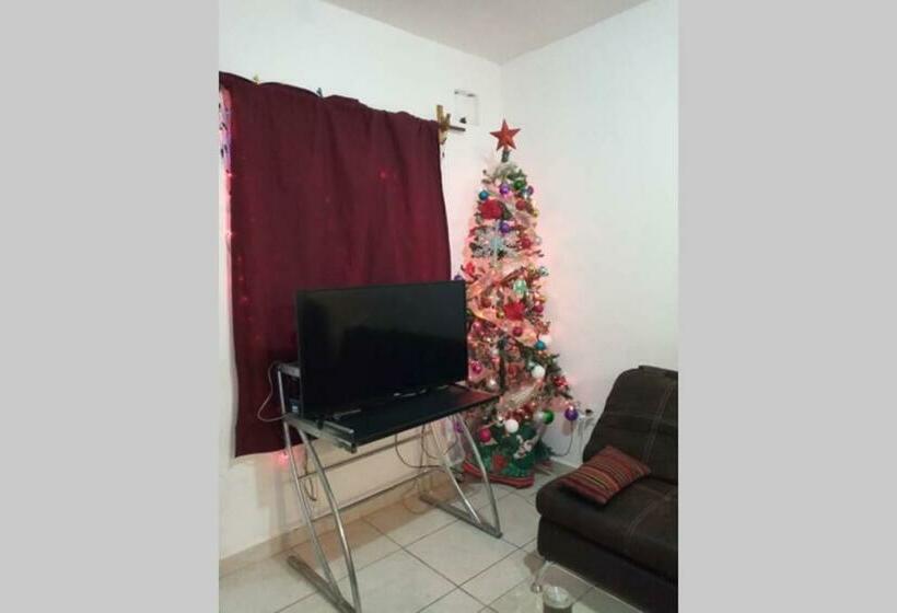 Casa Familiar En Cluster Privado