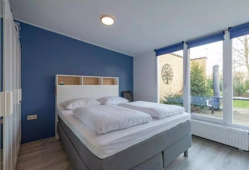 Stunning Bunglow With Patio