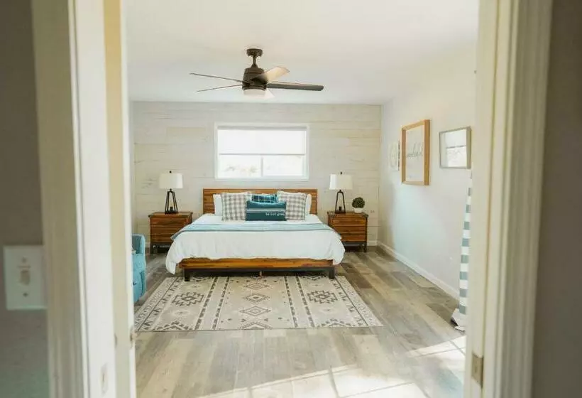 Family Farmhouse By Casa Oso With Views And Spa