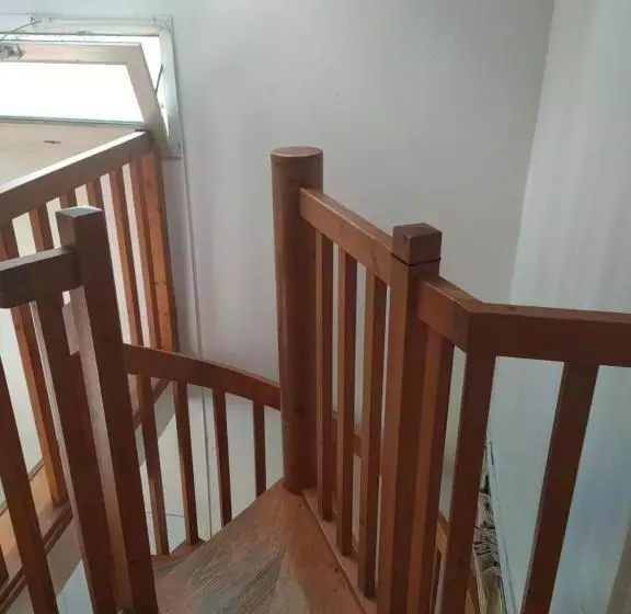 Pavillon & Jardinet A 5 Mn Paris , 30 Mn Stade De France Au Pied Du Rer B