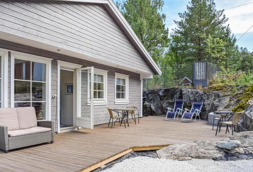 Stunning Home In Tvedestrand