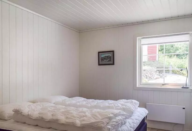 Stunning Home In Tvedestrand