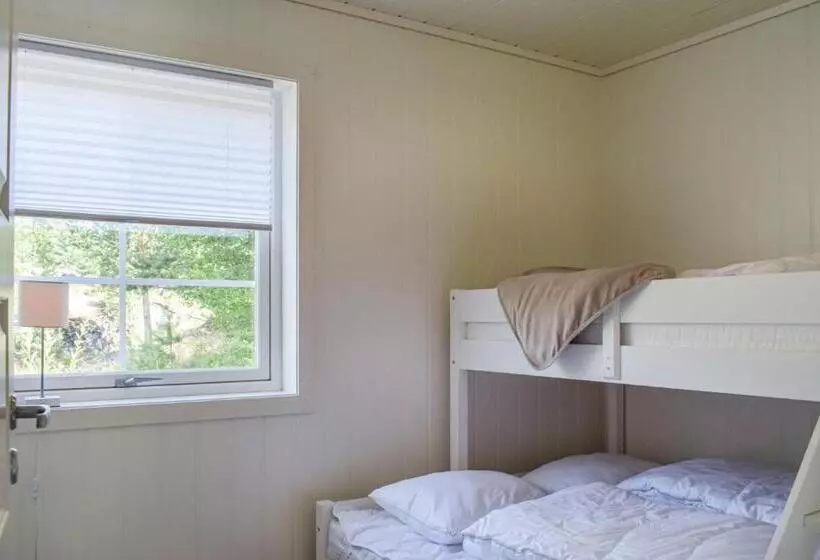 Stunning Home In Tvedestrand