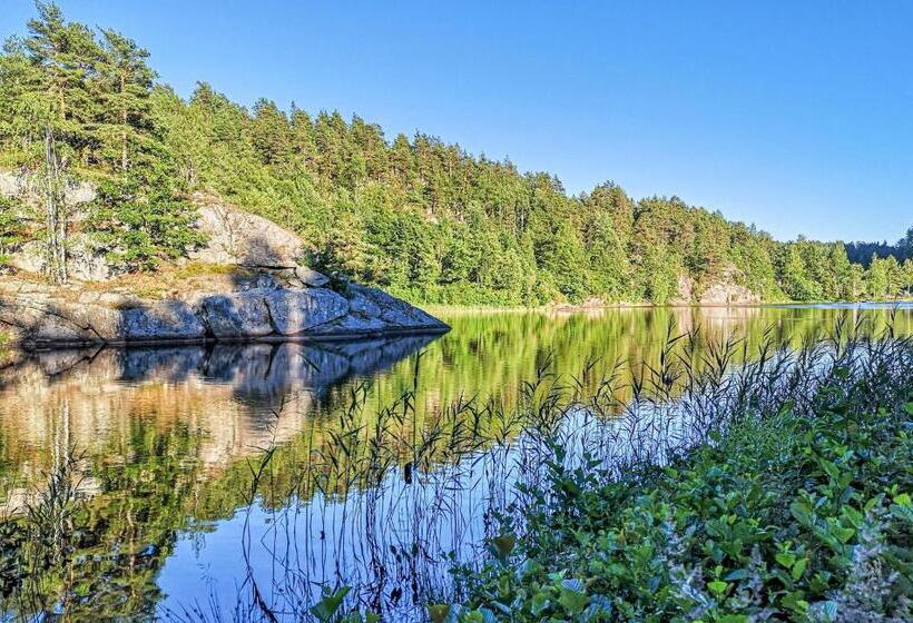 Stunning Home In Tvedestrand