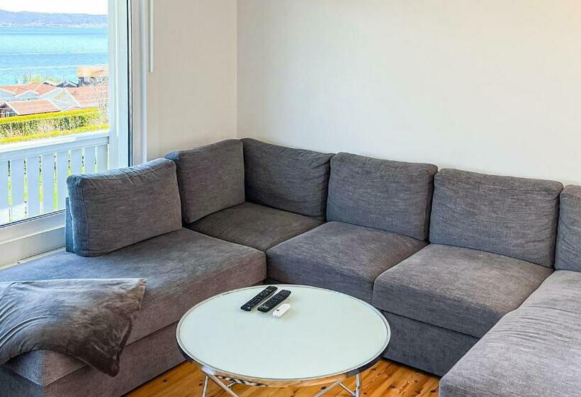 3 Bedroom Gorgeous Home In Bankeryd