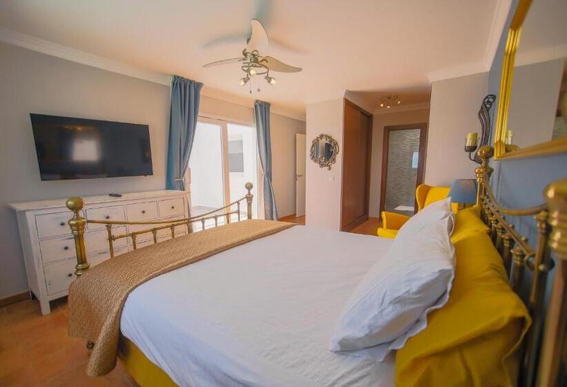 Casa Conil With A Private 25 Meter Heated Pool