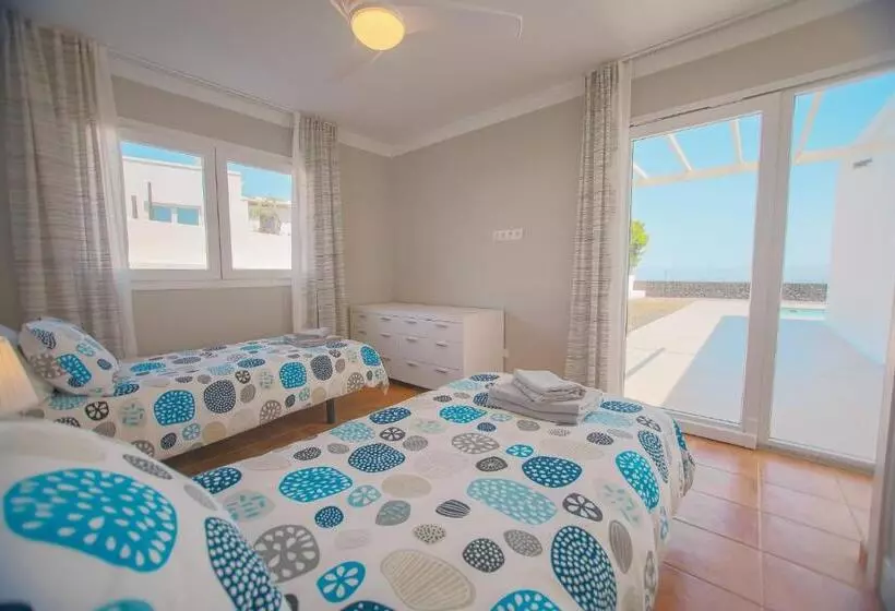 Casa Conil With A Private 25 Meter Heated Pool