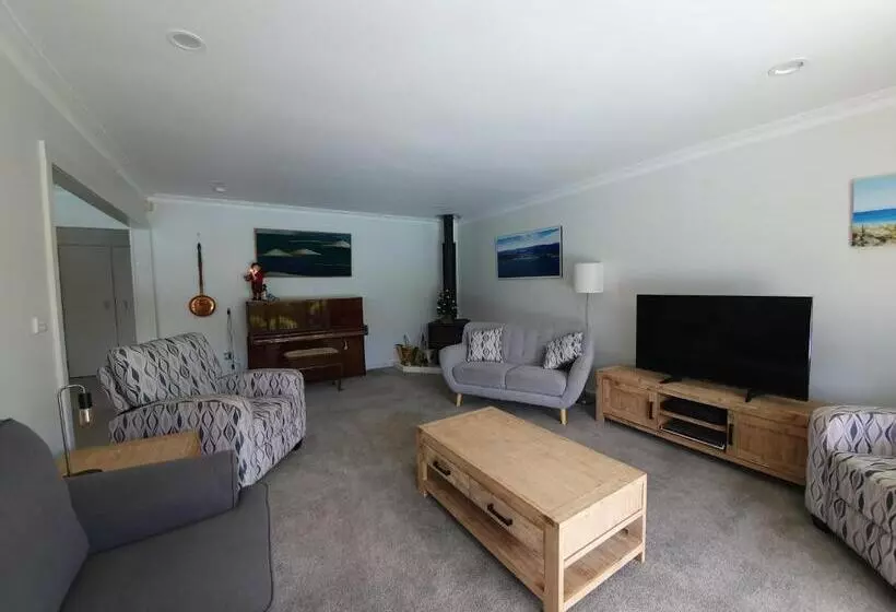 Kerikeri Central House