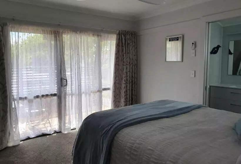 Kerikeri Central House