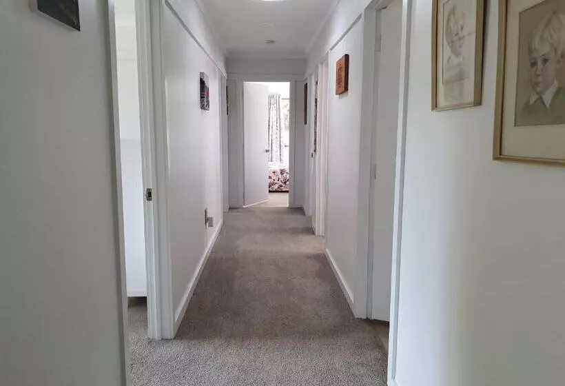 Kerikeri Central House