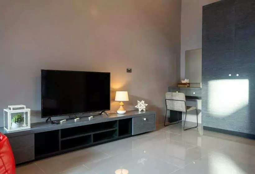 La Belle Pool Villa Phuket   Home Away From Home