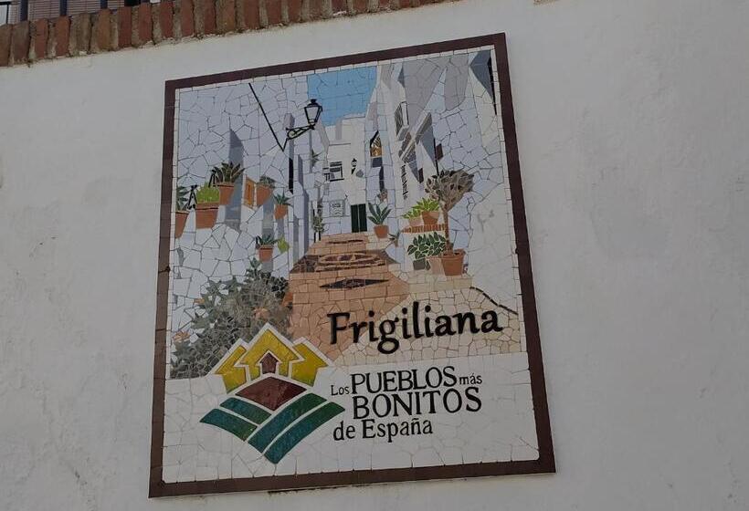 Quiet House In Village Center With Mountains Views