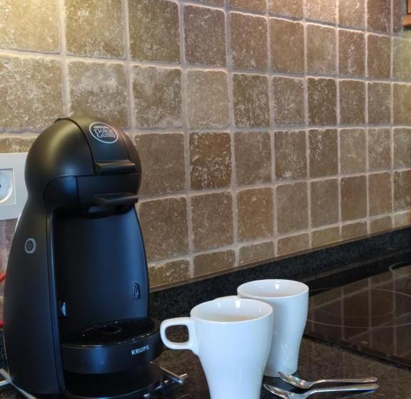 Quiet House In Village Center With Mountains Views