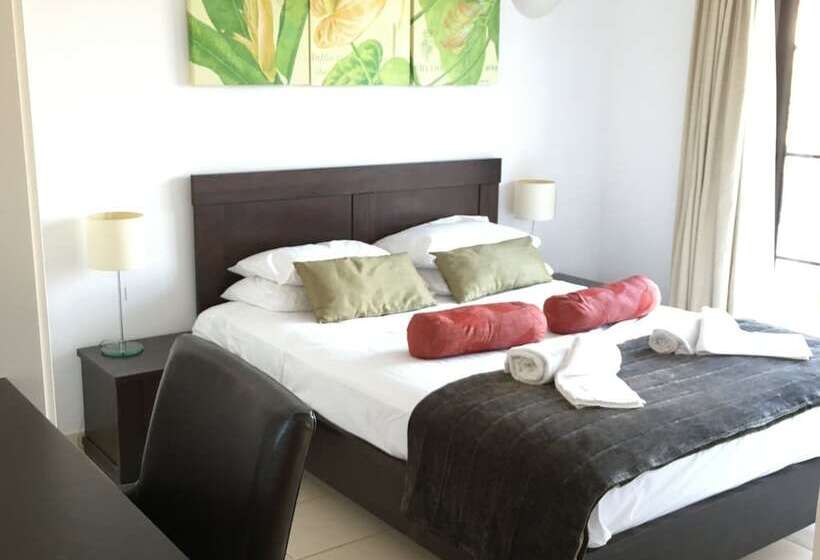 Villa Tortuga Beach Resort