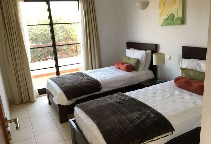 Villa Tortuga Beach Resort