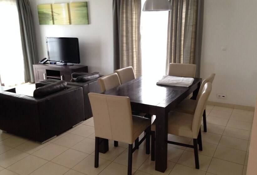 Villa Tortuga Beach Resort