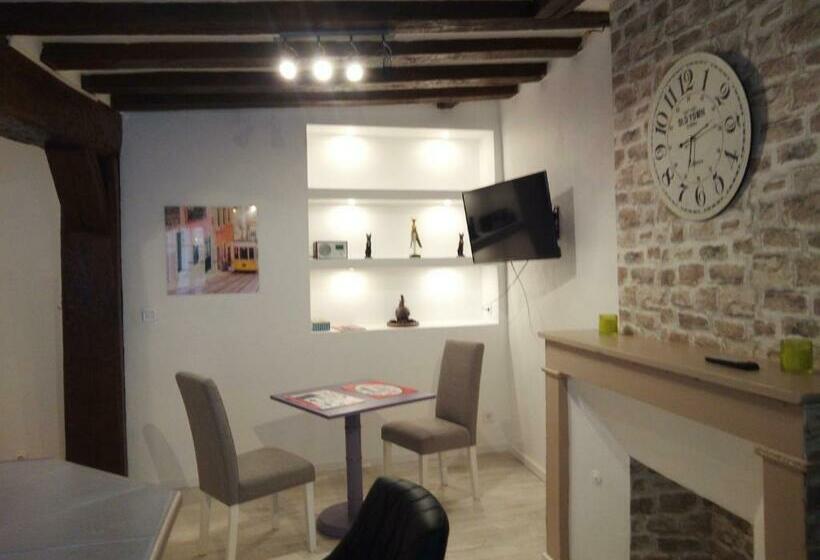 Appart Rue Du Palais