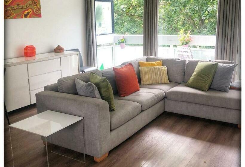 Authentic Battersea Experience