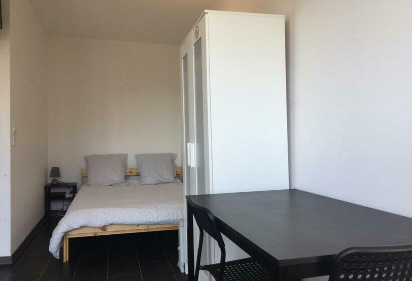 Studio Confortable Proche De Paris