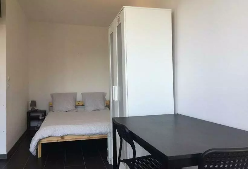 Studio Confortable Proche De Paris
