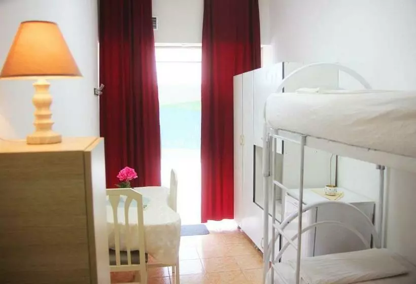 Sunset Hostel