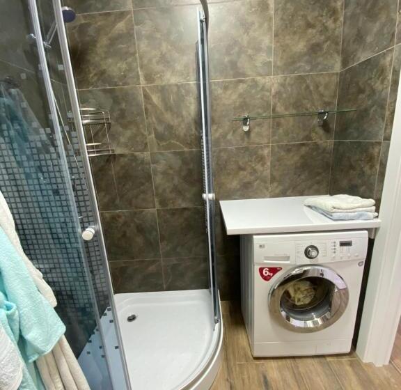 нові апартаменти по вулиці роксолани16