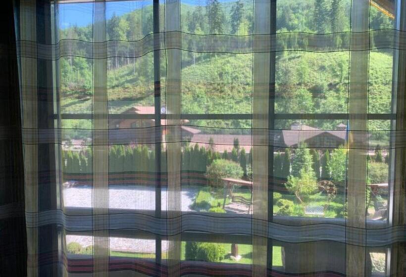 готель жди ня єво Instagram Zhdenievo