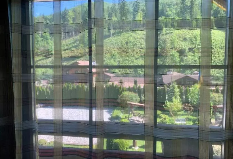 готель жди ня єво Instagram Zhdenievo