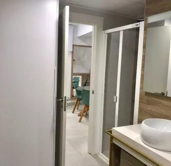 Apartamento Joseph , Luminoso, Bonito Y Muy Céntrico