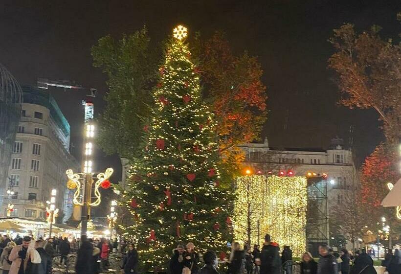 Budapest Diamond Flat