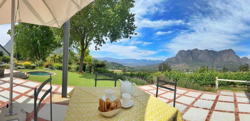 Camberley Wines Luxury Accommodation