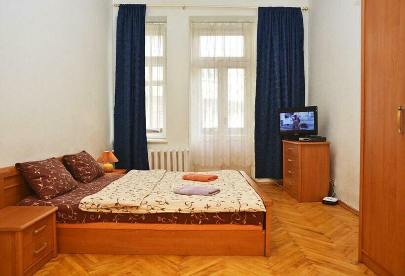 квартира по улице сечевых стрельцов,14а