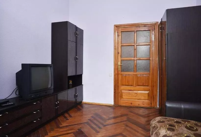 квартира по улице сечевых стрельцов,14а