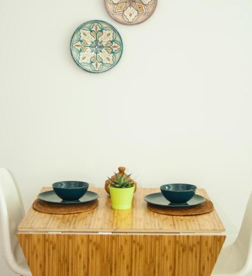 Studio Thalia Next To Metro